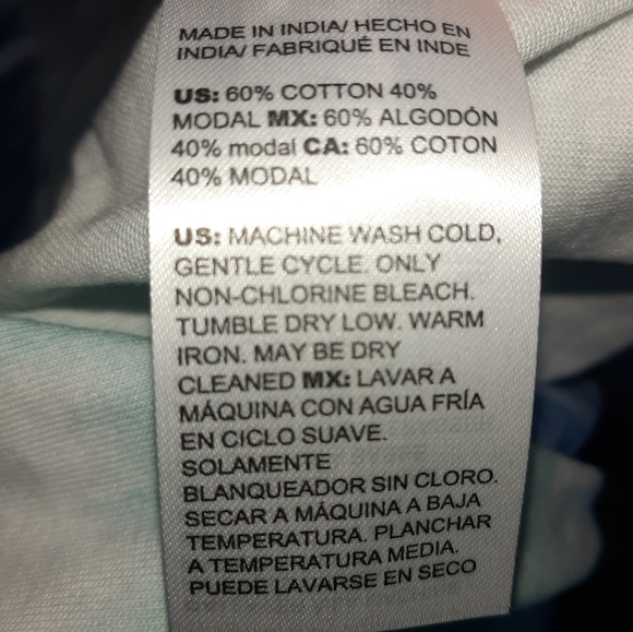 Sold ^ NWT Chico's Zenergy V-neck SS Casual Tee, Chicos Size 3, blue aqua - Picture 6 of 7